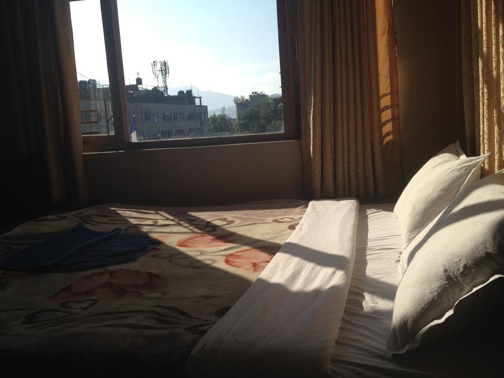 Hotel Aagaman Kathmandu Bagian luar foto
