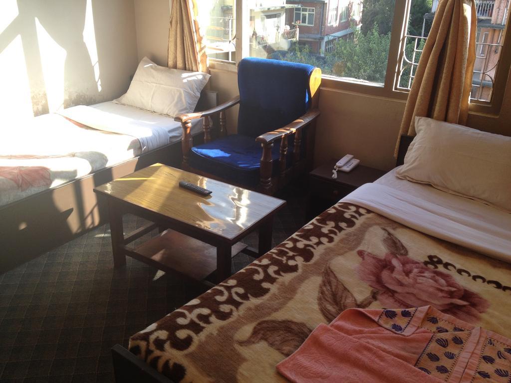 Hotel Aagaman Kathmandu Bagian luar foto