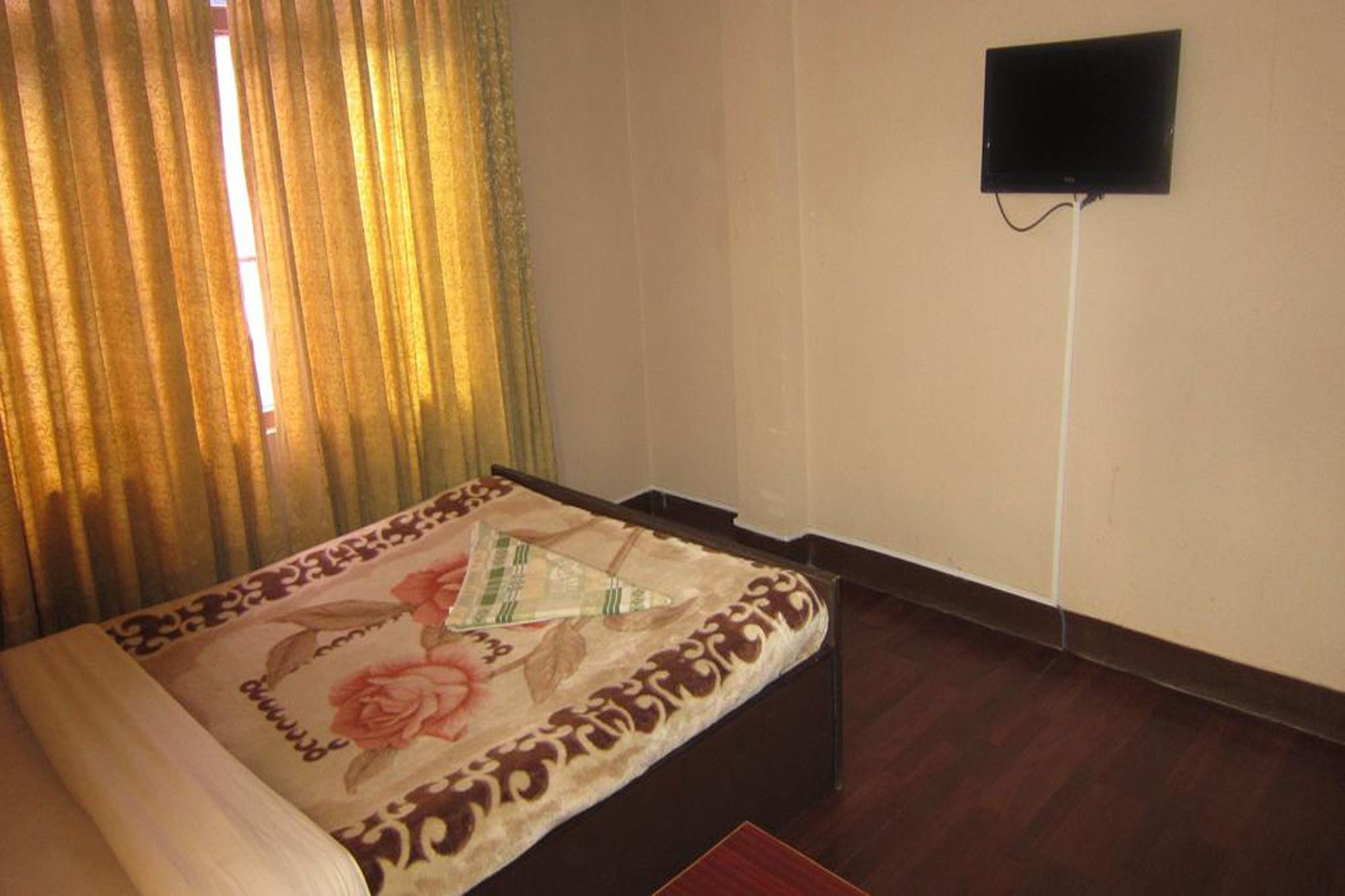Hotel Aagaman Kathmandu Bagian luar foto