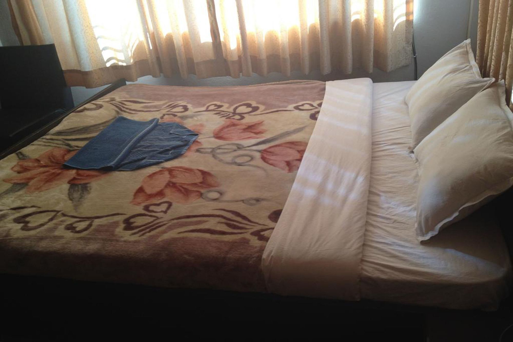 Hotel Aagaman Kathmandu Bagian luar foto